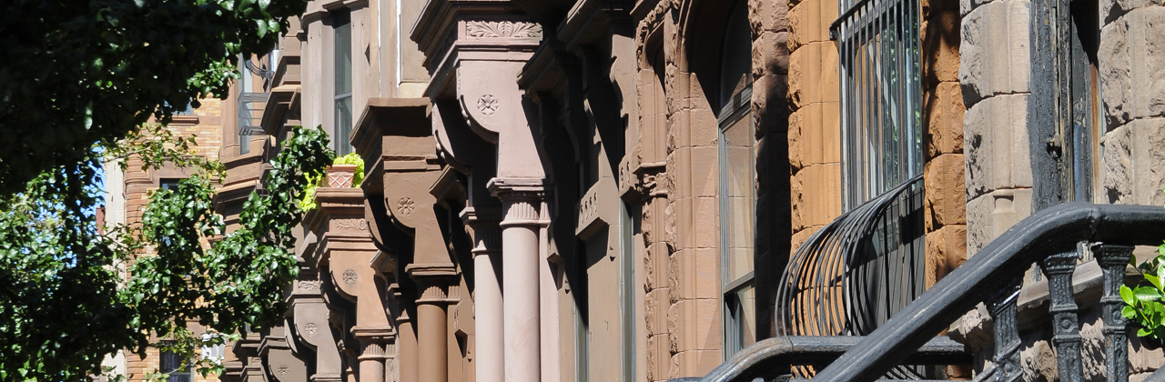 Rows-of-Brownstones-in-Harlem