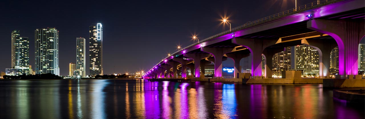 s-nmiami3-shutterstock_61044337-Miami-downtown-panorama-business-and-residential-buildings